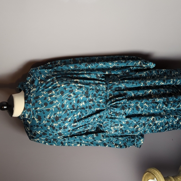 NWT- 3X WHO WHAT WEAR dress in green and black woodland floral long sleeves - Picture 6 of 10
